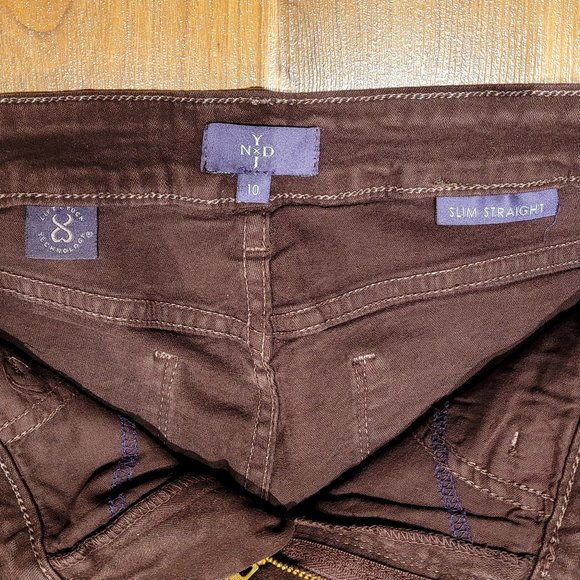 3/$75 SALE! NYDJ Marilyn Slim Straight Jeans, Burgundy - Picture 3 of 5